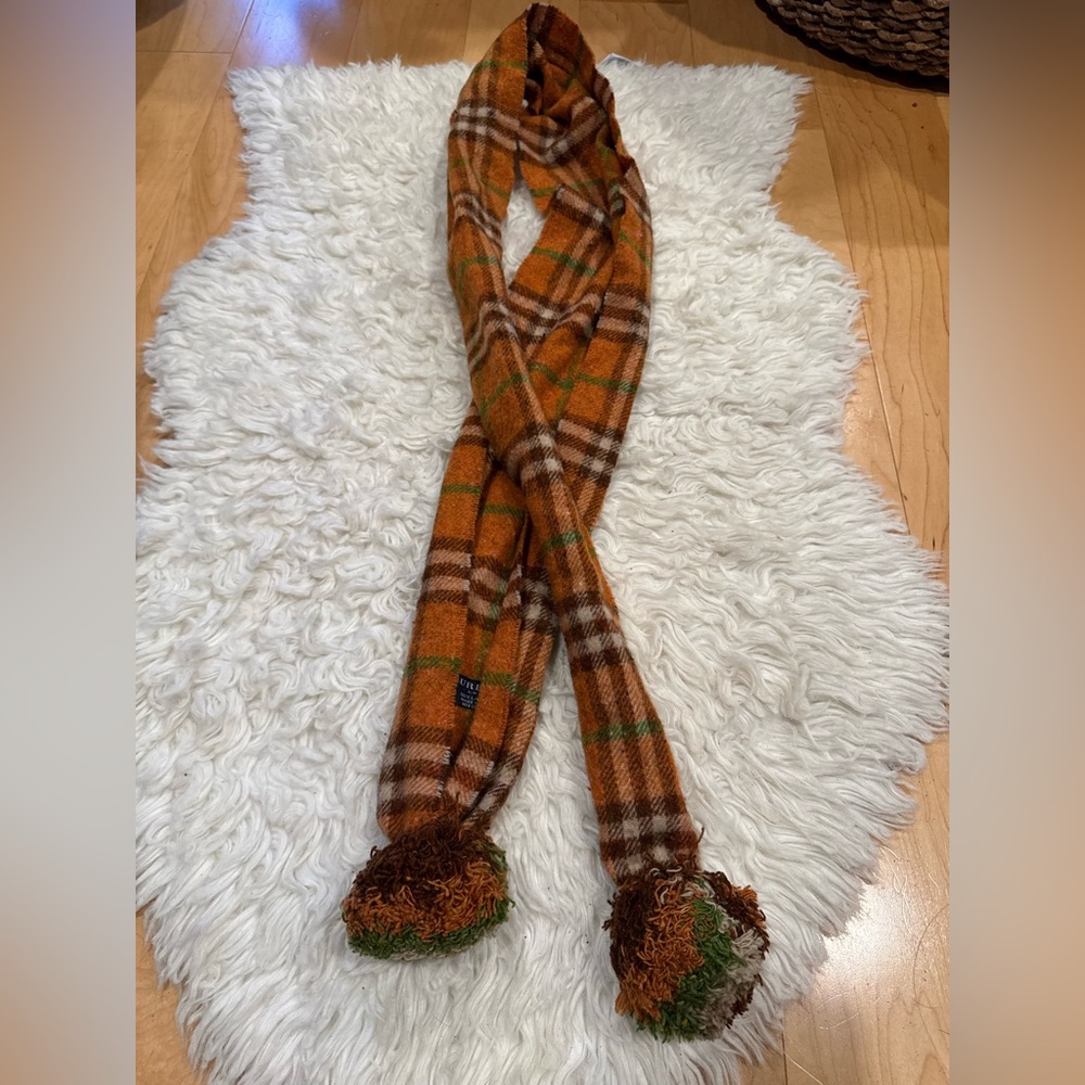 BURBERRY London plaid Pom Pom lambseool scarf Y2K